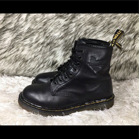 Dr. Martens Shoes - Dr Martens 1460 Black Leather Boots Sz 8
